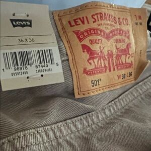 Levi's 501 Khaki Jeans